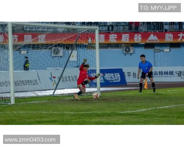 足球回来了激情重燃球迷欢聚共庆绿茵盛宴再续传奇时刻